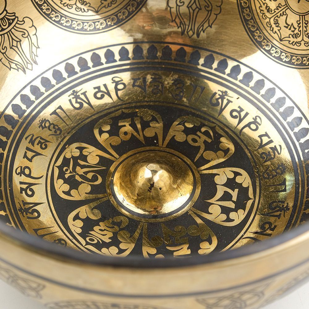 Тибетская чаша Лингам (22 см) поющая кованая
