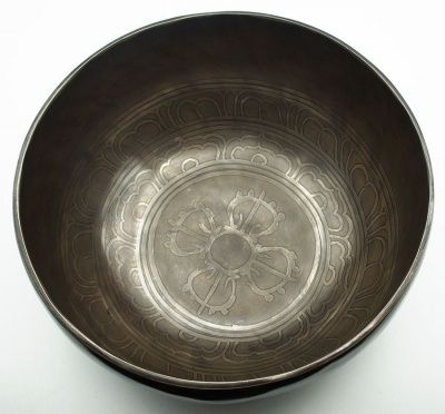 Тибетская чаша Ваджра (19,5 см) кованная
